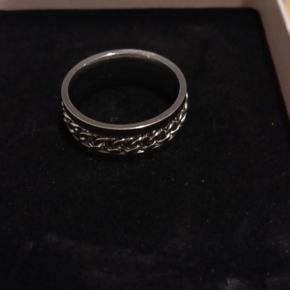 Anxiety Spin Ring Size 9 - Picture 3 of 3